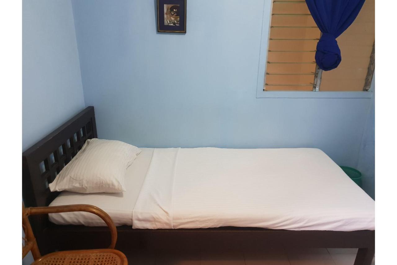 Hotel Saltimboca Tourist In Bacolod Zewnętrze zdjęcie